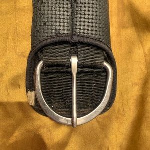 Western girth black synthetic used 32”